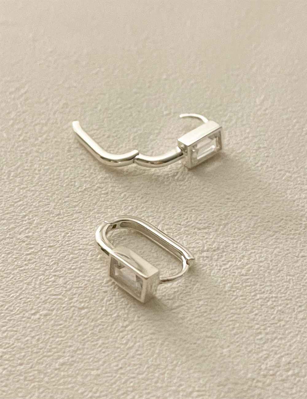 (silver925) Square gemstone earring
