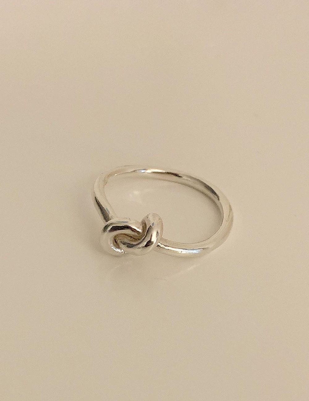 (silver 92.5) Knot ring